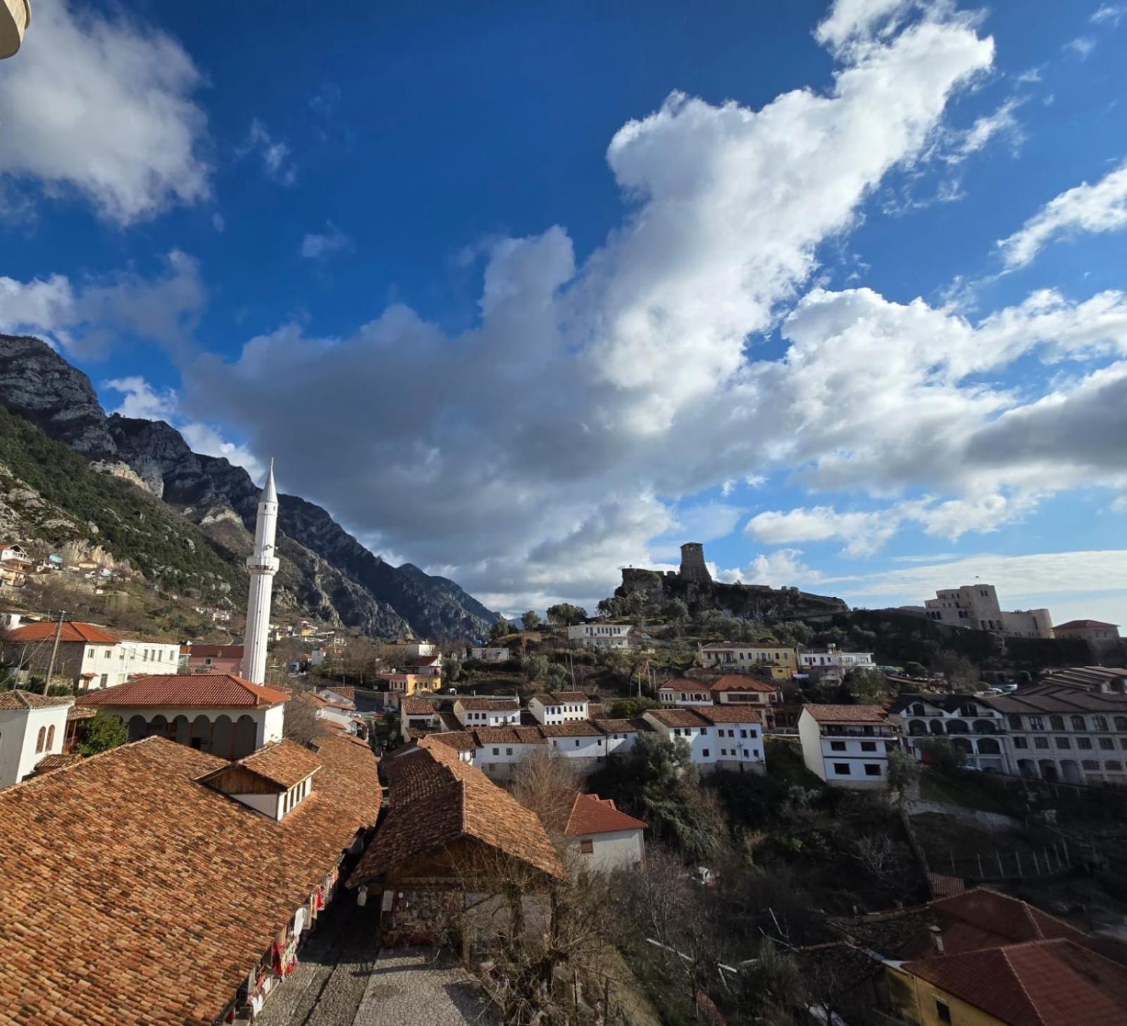 Villa Mefaja Krujë المظهر الخارجي الصورة